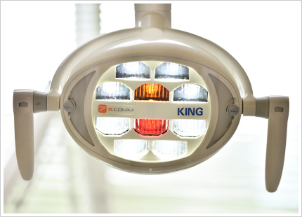 歯科用LED無影灯